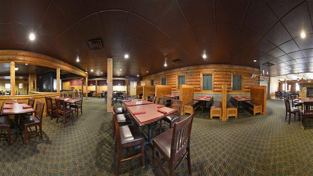 Quality Inn & Suites Ames Conference Center Near Isu Campus Екстериор снимка