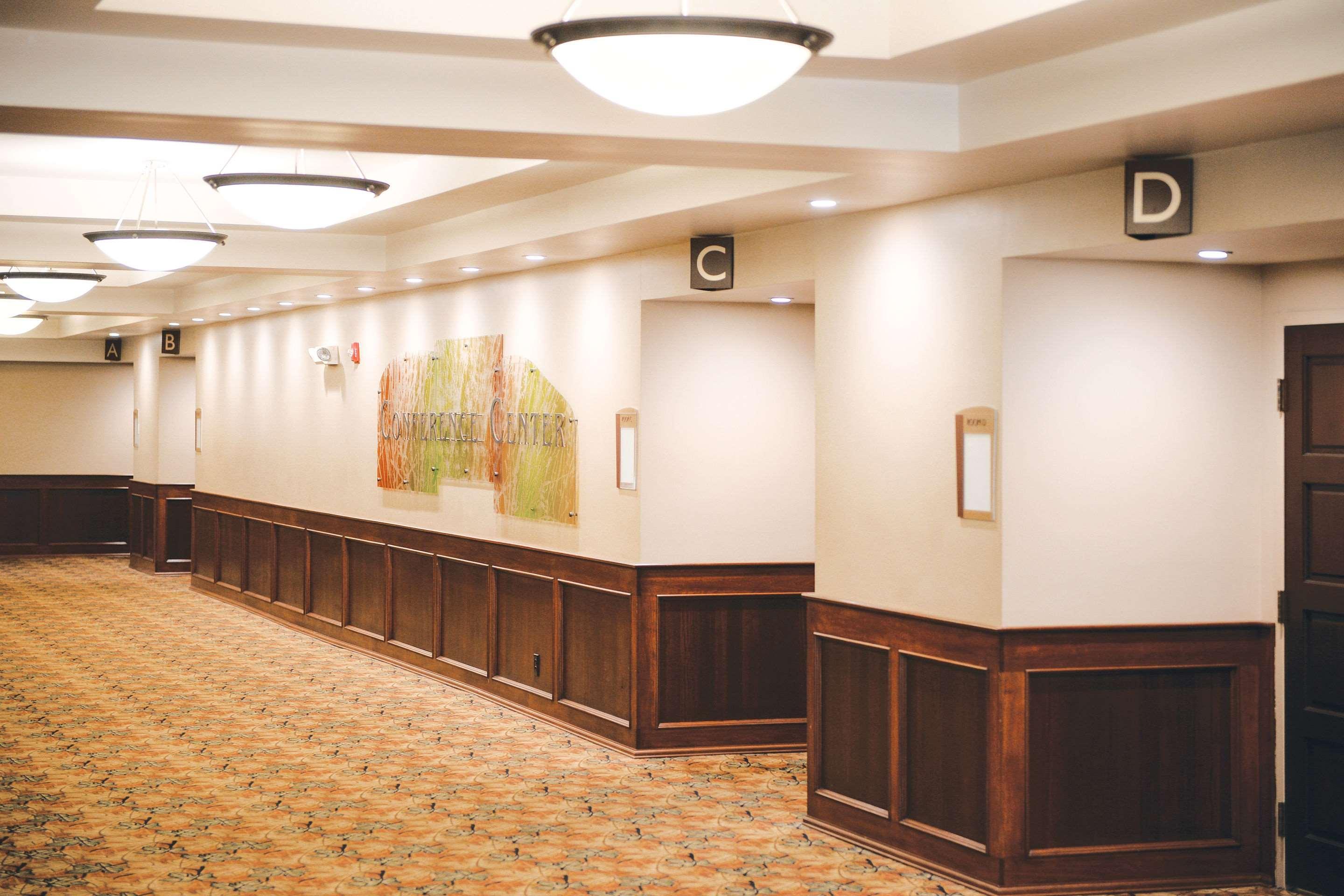Quality Inn & Suites Ames Conference Center Near Isu Campus Екстериор снимка