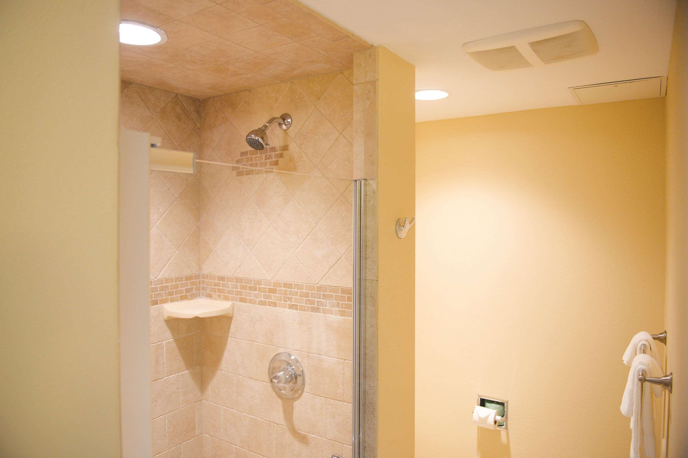 Quality Inn & Suites Ames Conference Center Near Isu Campus Екстериор снимка